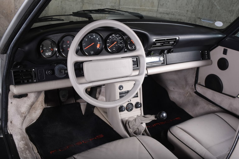 Porsche 911 Carrera 3.2 (US)