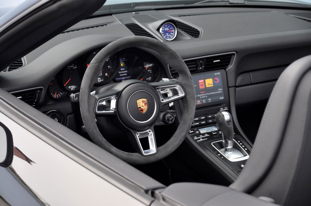 Porsche 991.2 Carrera 4 GTS