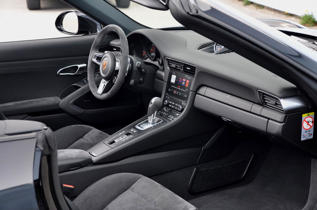 Porsche 991.2 Carrera 4 GTS