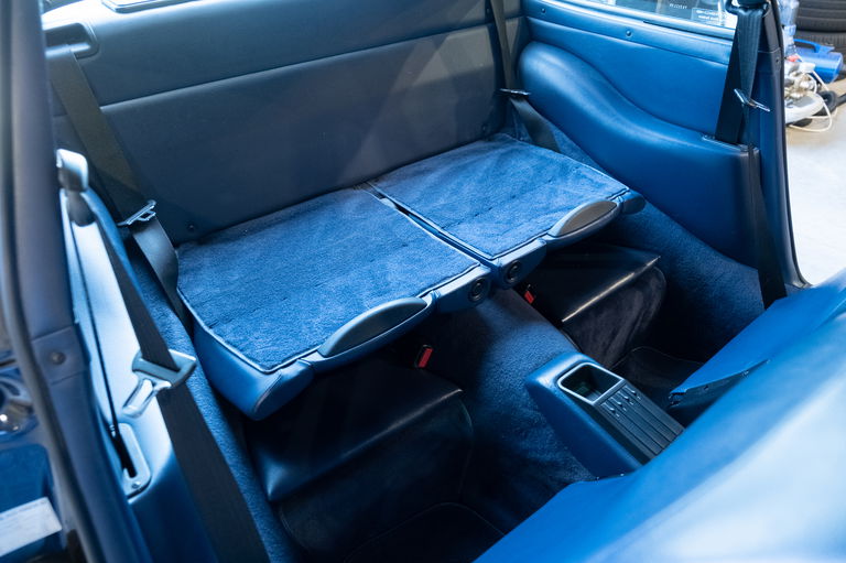 Porsche 993 Carrera 4