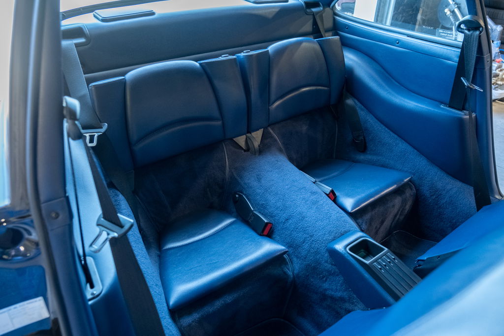 Porsche 993 Carrera 4