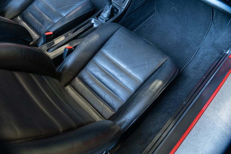 Porsche 964 Carrera 4