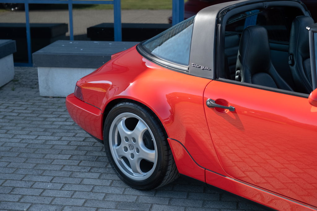 Porsche 964 Carrera 4