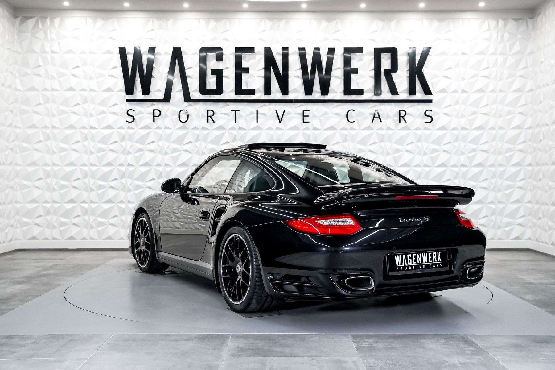 アイドロン　ポルシェ911 (997.2) Turbo S 2011 アイドロン EM604G ポルシェ 911 (997.2) ターボ S 2011 マカダミア