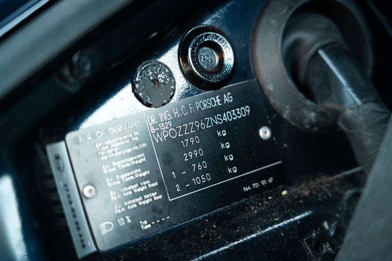 Porsche 964 Carrera 4