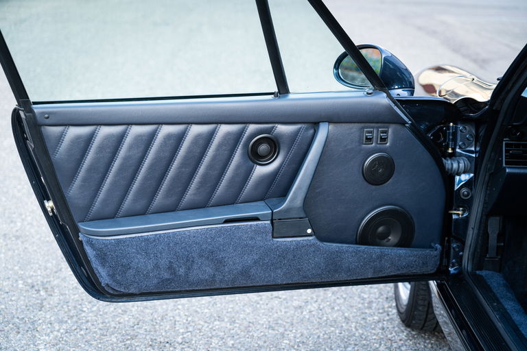 Porsche 964 Carrera 4