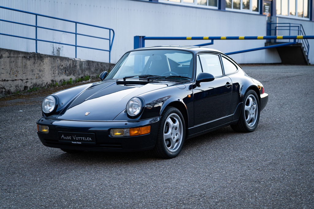 Porsche 964 Carrera 4