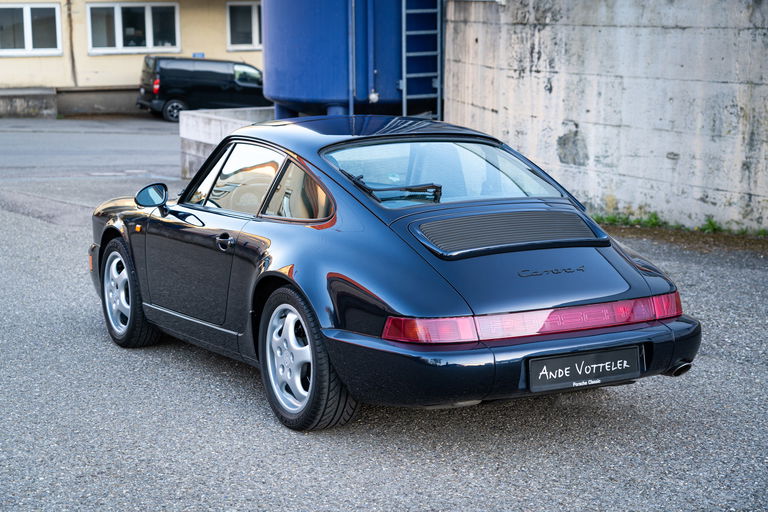 Porsche 964 Carrera 4