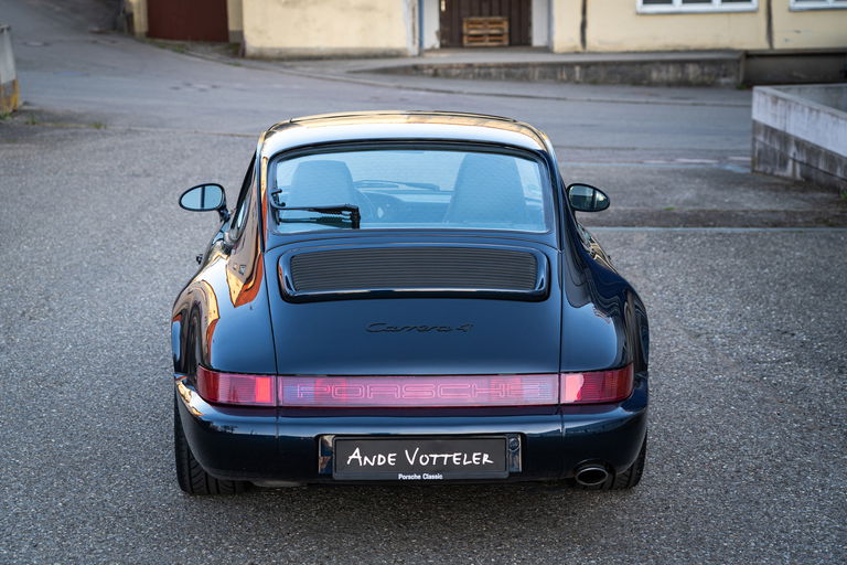 Porsche 964 Carrera 4