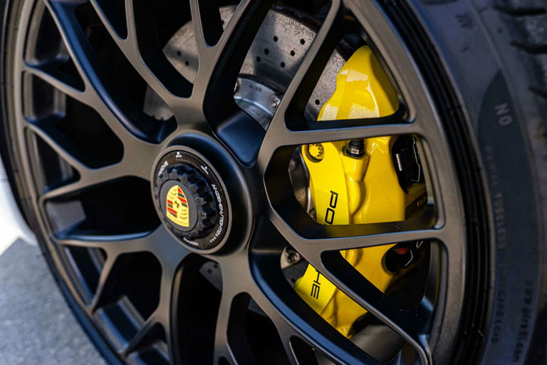 Porsche 991 Carrera GTS