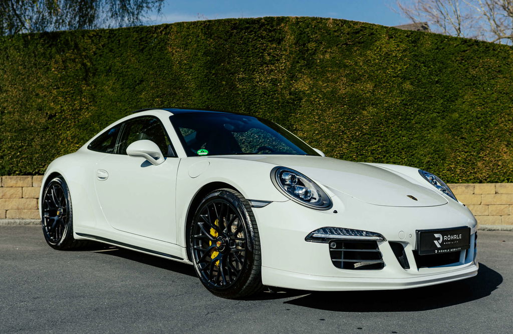 Porsche 991 Carrera GTS