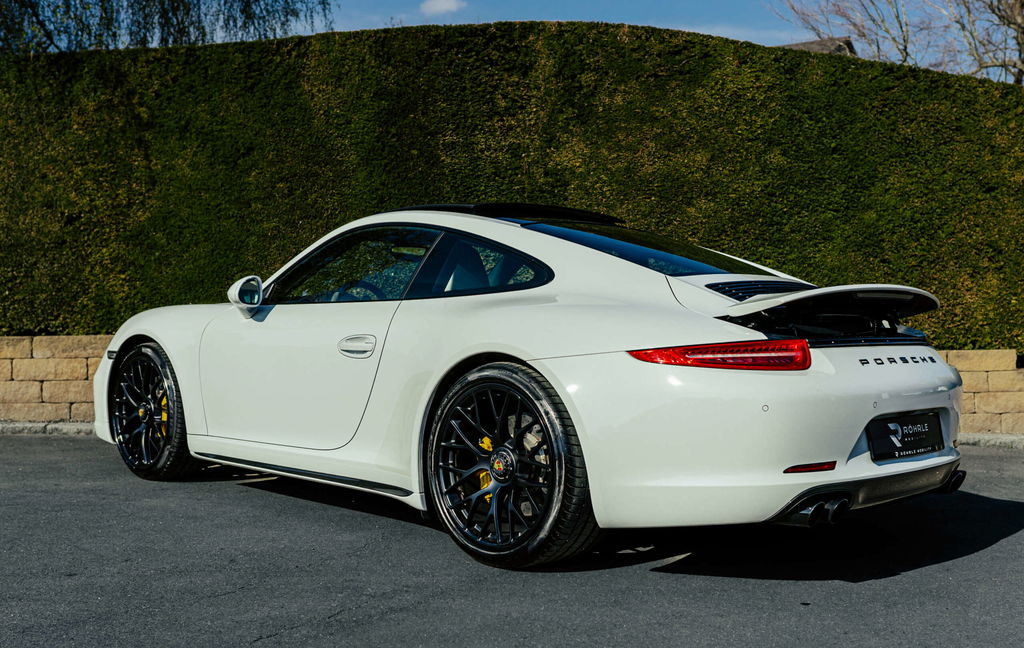 Porsche 991 Carrera GTS