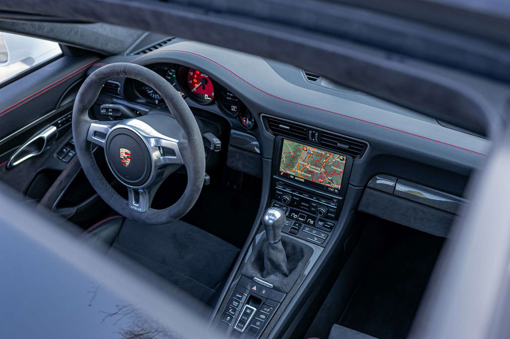 Porsche 991 Carrera GTS