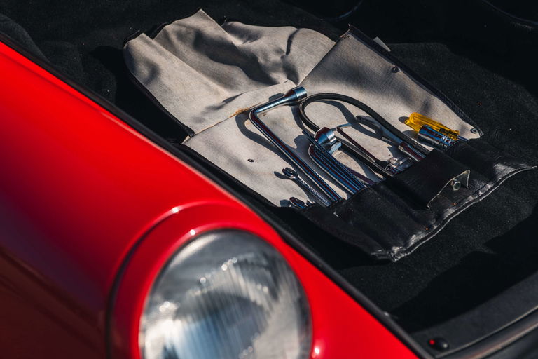 Porsche 911 Carrera 3.2 Speedster