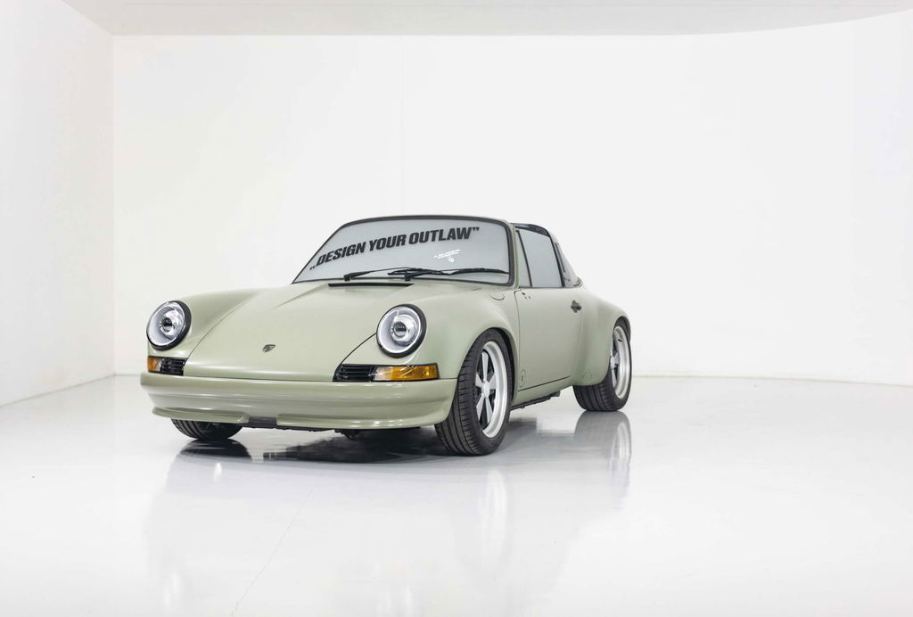 Porsche 911 Backdate