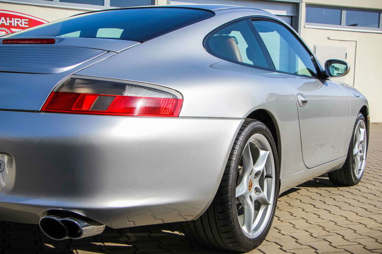 Porsche 996 Carrera