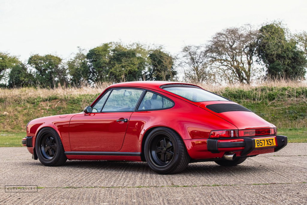 Porsche 911 Carrera 3.2