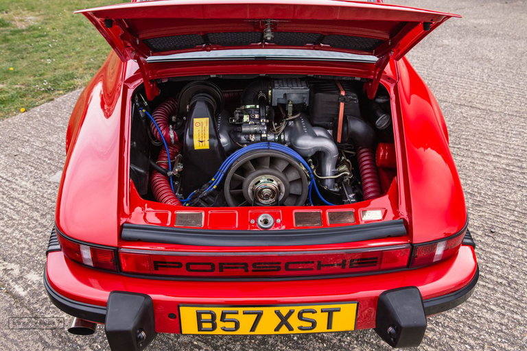 Porsche 911 Carrera 3.2