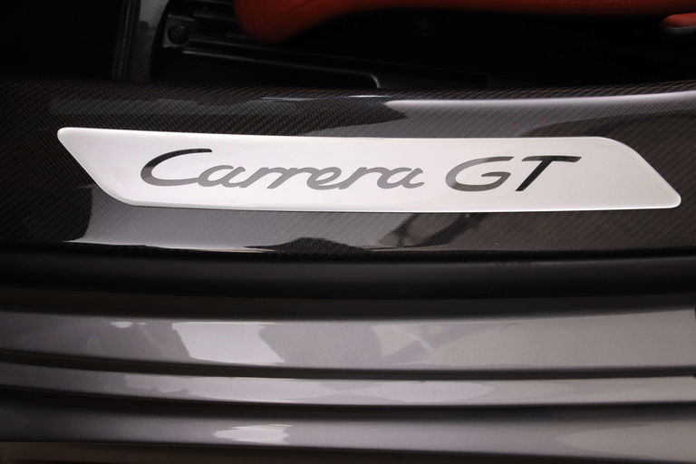 Porsche Carrera GT