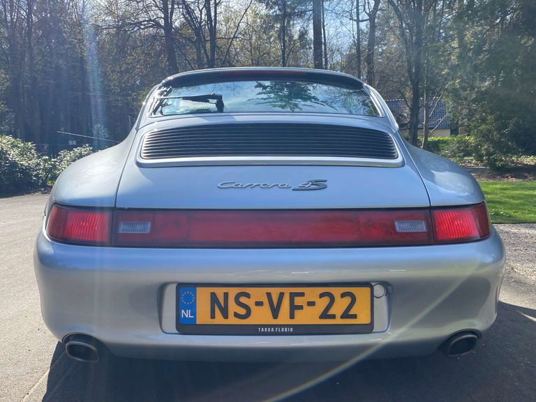 Porsche 993 Carrera 4S