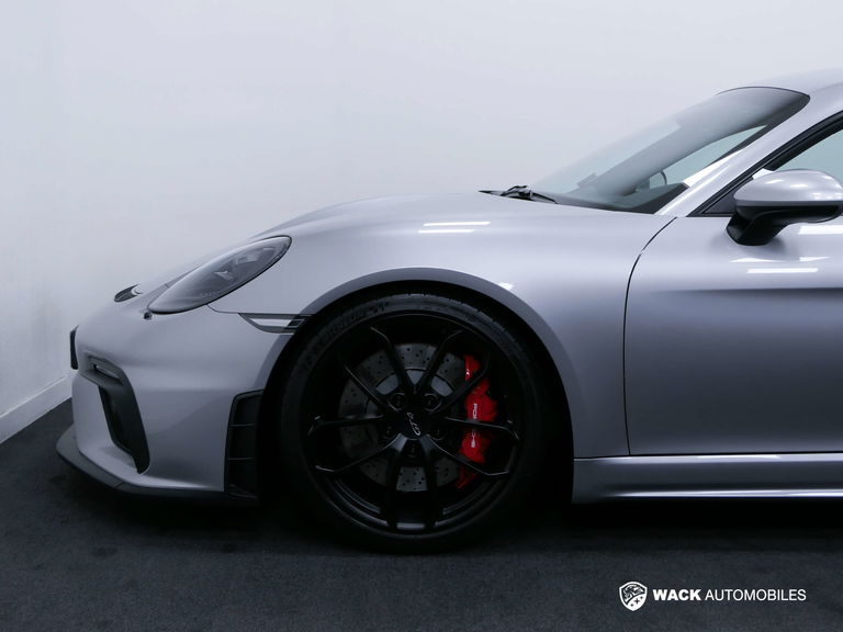 Porsche 718 Cayman GT4