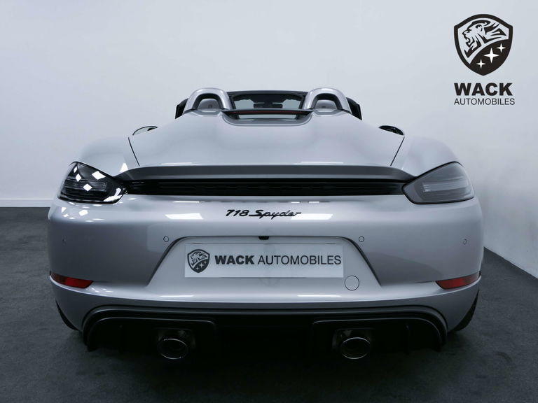 Porsche 718 Spyder