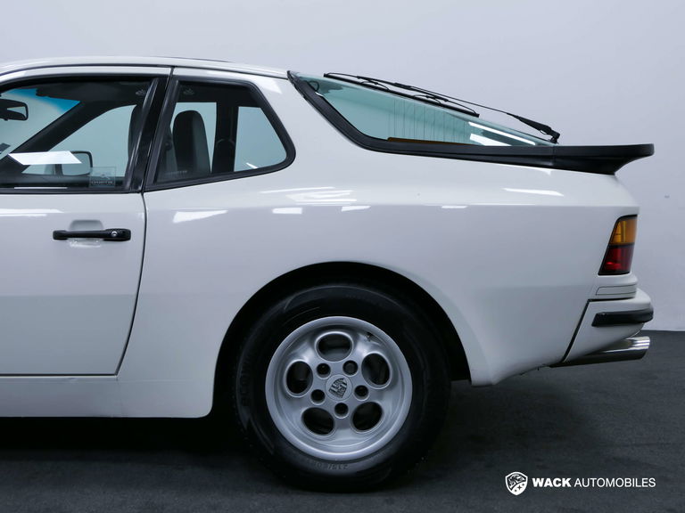 Porsche 944 Coupé