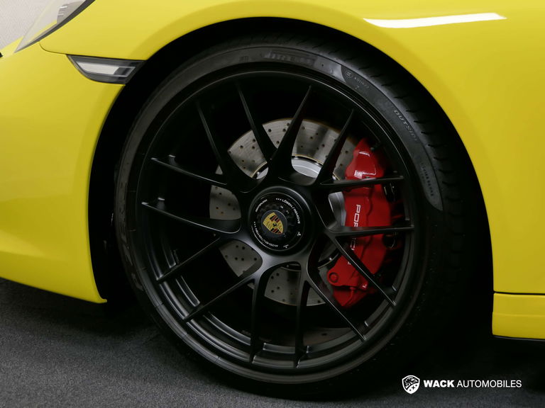 Porsche 991.2 Carrera GTS