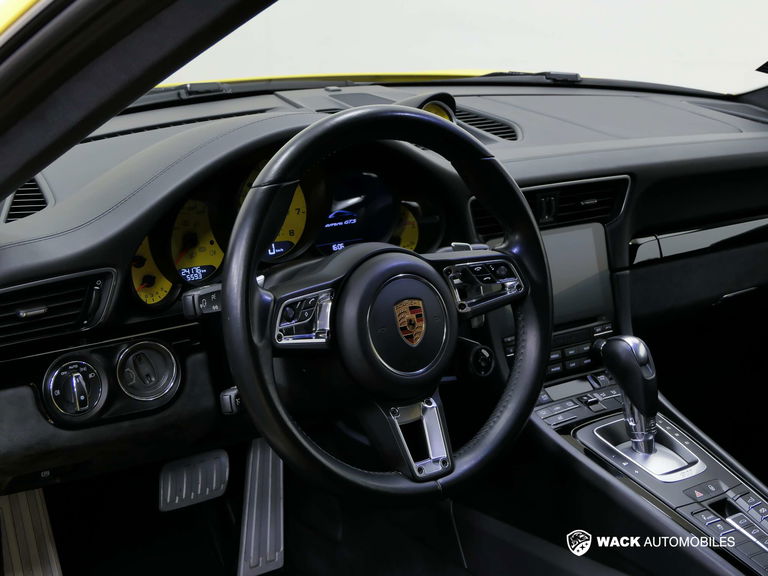 Porsche 991.2 Carrera GTS