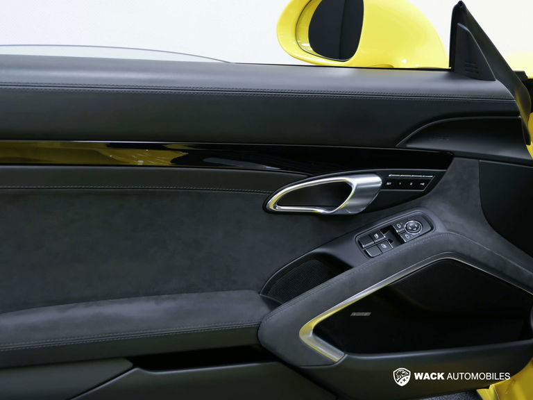 Porsche 991.2 Carrera GTS