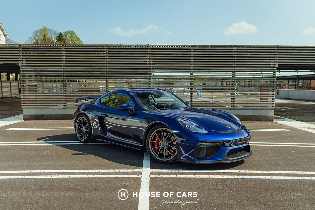 Porsche 718 Cayman GT4
