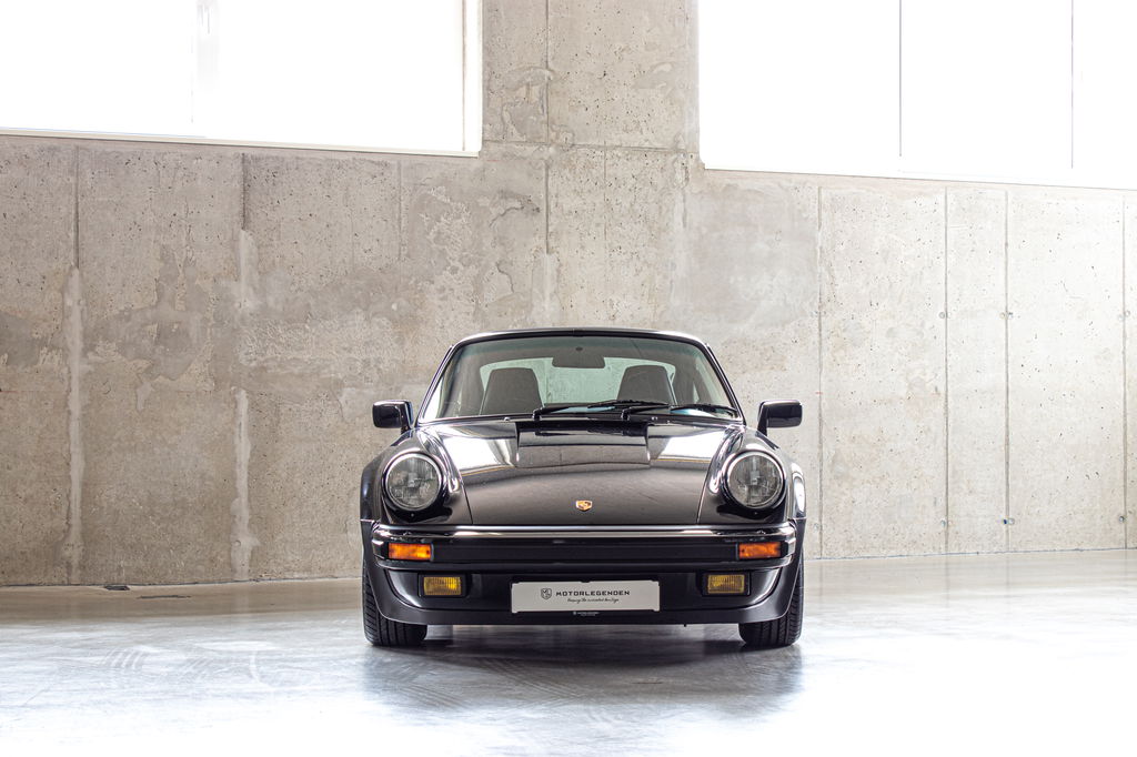 Porsche 911 Turbo 3.3