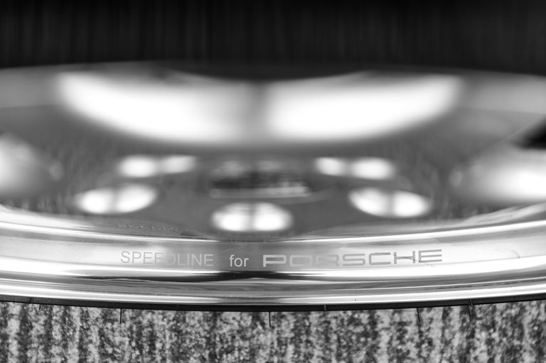 Porsche 964 Carrera 2 Cabrio WTL