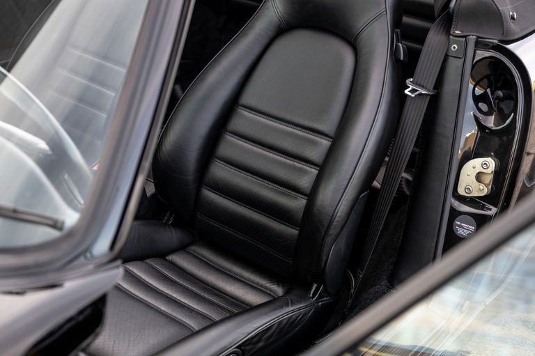 Porsche 964 Carrera 2 Cabrio WTL