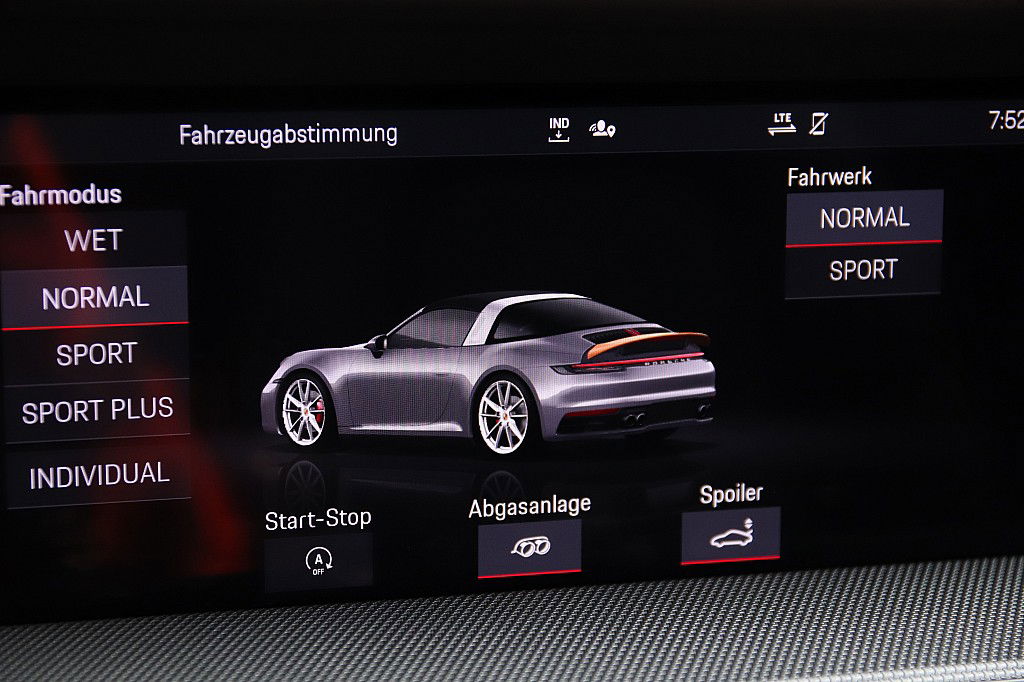 Porsche 992 Targa 4S