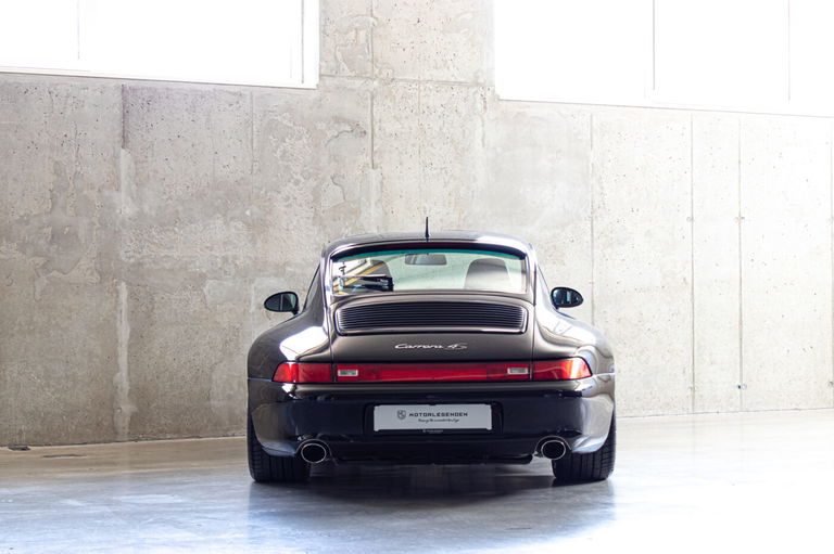 Porsche 993 Carrera 4S