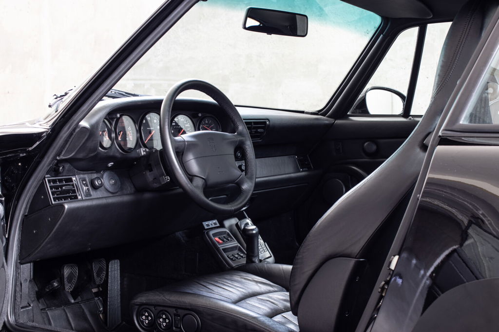 Porsche 993 Carrera 4S