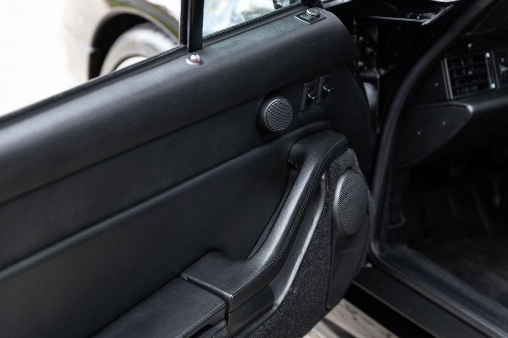 Porsche 993 Carrera 4S