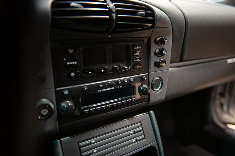 Porsche 996 Carrera 4