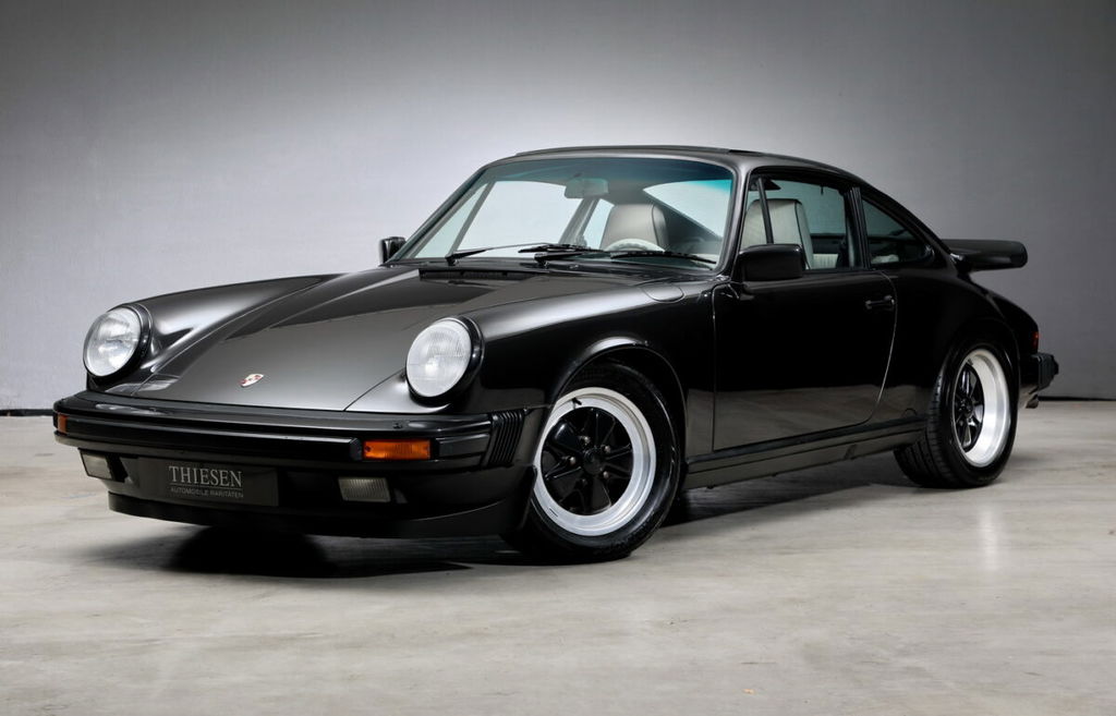 Porsche 911 Carrera 3.2 “25 Jahre 911”