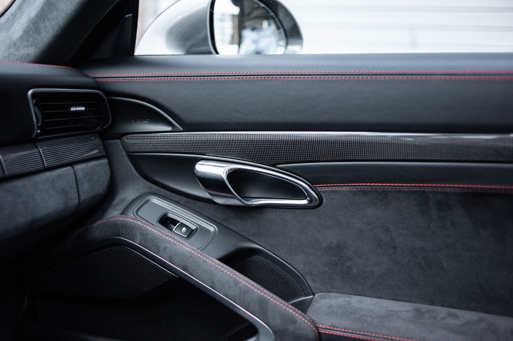 Porsche 991 Carrera GTS