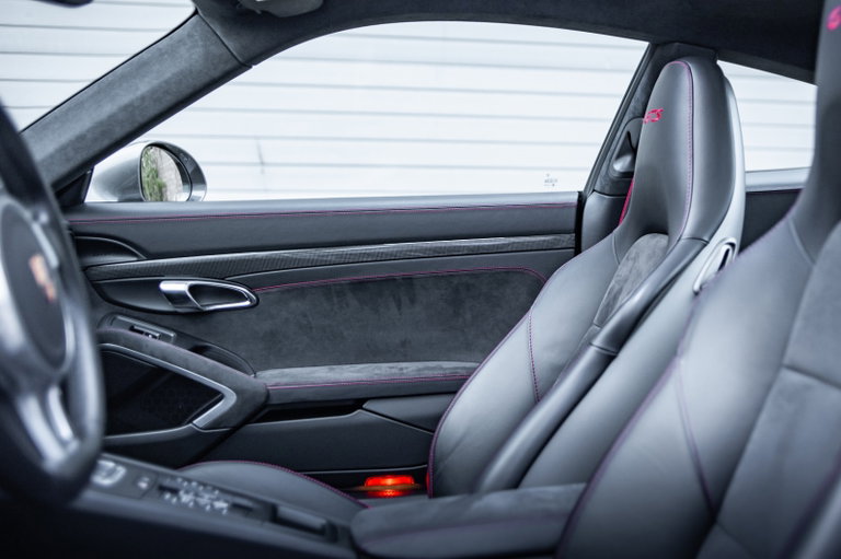 Porsche 991 Carrera GTS