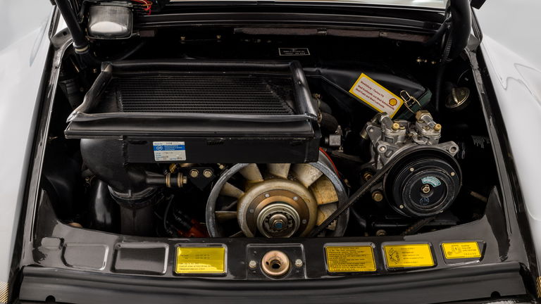 Porsche 911 Turbo 3.3 (US)