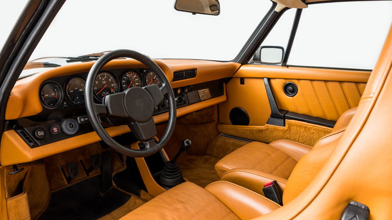 Porsche 911 Turbo 3.3 (US)