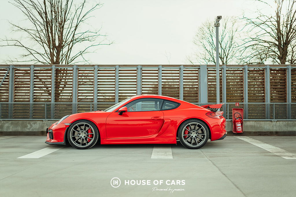 Porsche 981 Cayman GT4