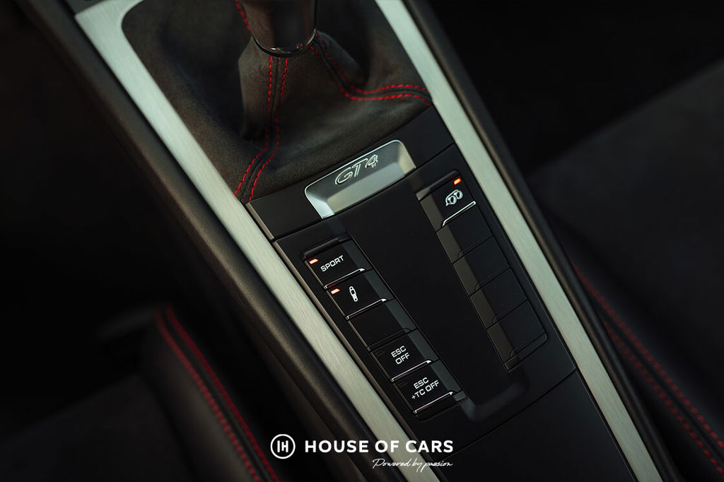 Porsche 981 Cayman GT4