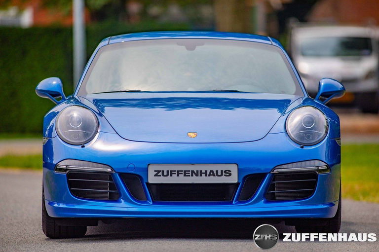Porsche 991 Carrera 4 GTS
