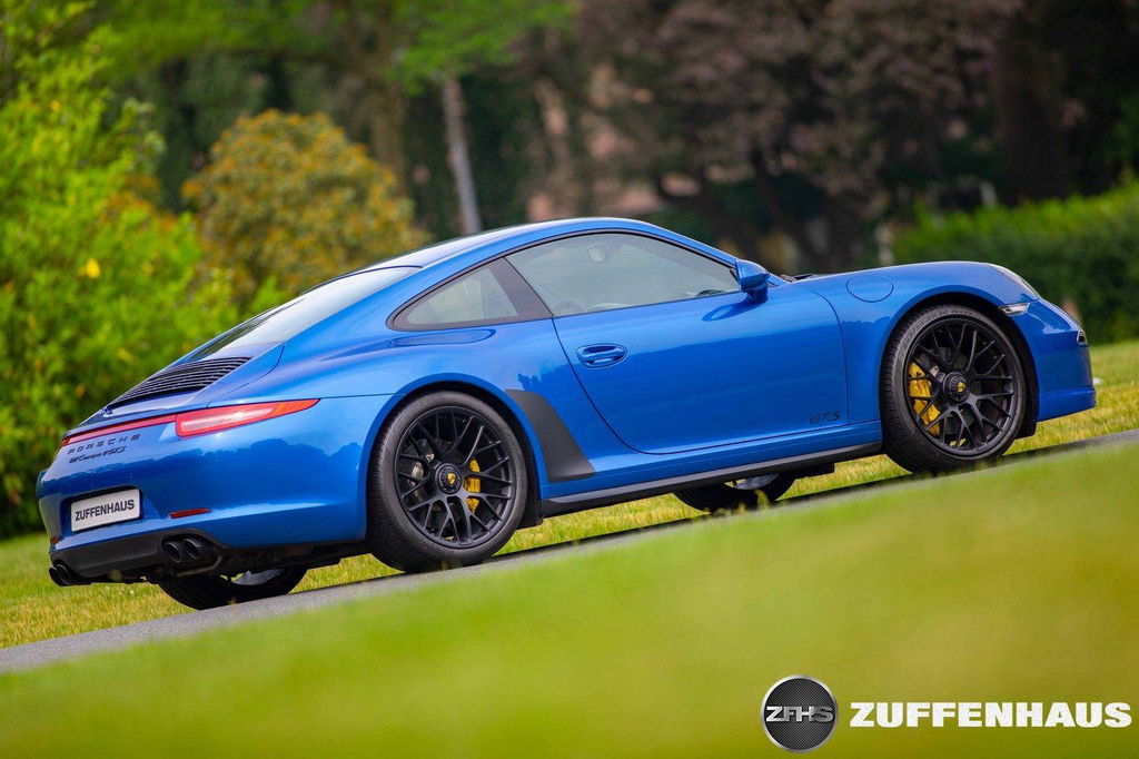 Porsche 991 Carrera 4 GTS