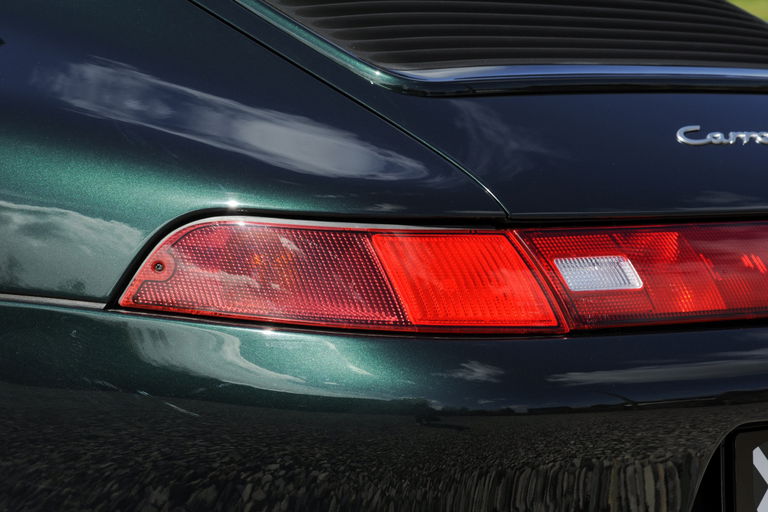 Porsche 993 Carrera 4