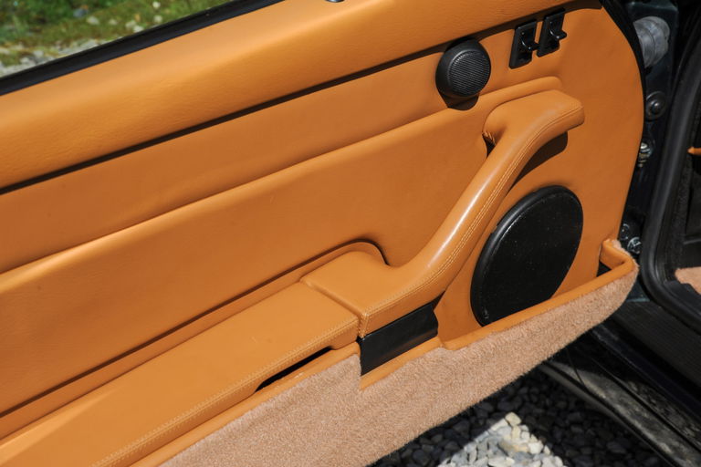 Porsche 993 Carrera 4